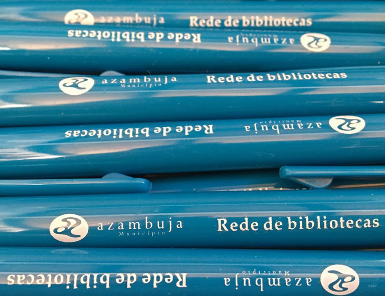 portefólio brindes canetas mundo pinguim